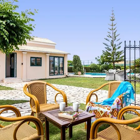 Villa Almyros By *